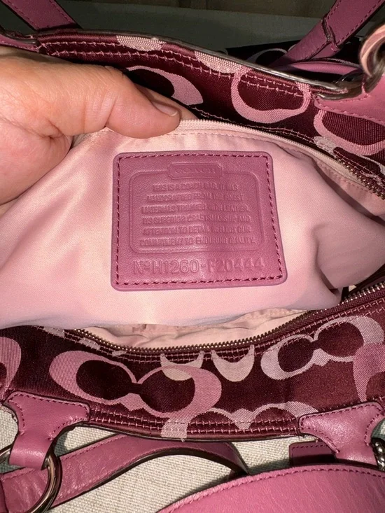 Coach Gallery Optic Signature Tote in Burgundy and Pink - Picture 8 of 10